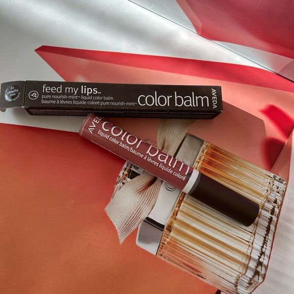 Aveda Color Balm - feed My lips 01 camellia rose 10 ml new in box - Picture 1 of 7